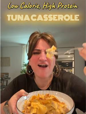 334 Calorías  31 gramos de Proteína  Low Calorie, High Protein Tuna Casserole #deficitcalorico #caloriedeficit #tunacasserole #tunarecipe #bajoencalorias #altoenproteinas #bajardepeso #weightloss #recetasbajasencalorias #proteina #healthyrecipes #recetassaludables 