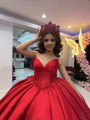 Nos especializamos en vestidos de Quinceañera nuestros vestidos son fabricados con mucho amor. Solo hacemos envíos a Estados Unidos. Si tienes más información en cómo ordenar un vestido enviamos un mensaje  o márcanos al (602)4752321 #quinceañera #k#sweet16party #sweet16photoshoot😘😍😍😘 #moda #vestido #CelebrandoConEstilo #EstiloQuinceañera #diseñadora #mexican #QuinceañeraFashion #EstiloUnico #ModaQuinceañera #vestidodegala #modista #VestidoDeEnsueño #vestidospectacular #QuinceañeraElegante #mexicocheck @Karlo y Beto @Jessica Valdes @Ale🩷 