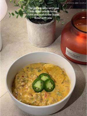 Rotel + Sunday night football #rotel #roteldip #delicious #easydip #EasyRecipe #viral #marriedlife #sundaynightfootball #SuperBowl #nfl @VELVEETA 