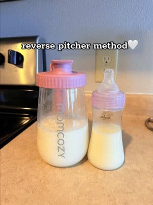 if anyone has questions about how to use frozen milk and what i do for the reverse pitcher method comment below i’d love to help😊 @Momcozy Official @Chicco USA #MomsofTikTok #breastmilk #breastmilkstorage #pitchermethod #pumpingmom #momcozy #oversupply #momcontent 