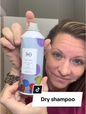 volumizing dry shampoo #tiktokshoploveatfirstfind #tiktokshopjumpstartsale #dryshampoo #volumizingdryshampoo #flathair 