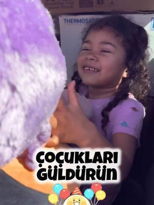 Çocukları güldürün #amerika #depo #çocuk #gülmek #huzur #mutlu #gelecek