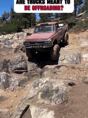 Would you choose to take your full-sized truck offroading like this?🤔 @harrysituations  #alaskaspring #akspring #harrysituations #rockhoundoffroad #wheelbase #fullsize #offroad #rockcrawling