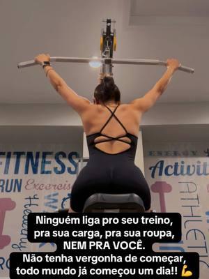 Ninguém liga amiga, só começa!  #fitness #vidafitness #academia #gym #treino #costas #borboleta 