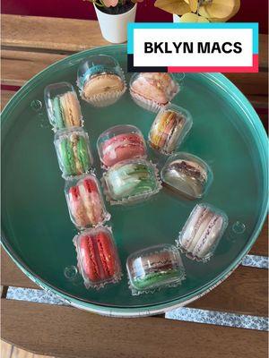 I love macarons, so visiting @bklynmacs was surreal. They have every flavor imaginable, including unique creations with macarons like cheesecake-filled macarons, macaron ice cream sandwiches, macaron banana pudding, and more!🎂🍰 I got a set of 12 which came in a circle box, in the shape of a letter B!🅱️My choices included flavors like White Chocolate Raspberry, Pandan Coconut, Hojicha, Strawberry Shortcake, and Red Velvet to name a few.🍫🥥🍓I love the mix of classic flavors, along with Asian flavors. The texture of the macaron shells is excellent and each filling is unique to its taste profile. They also do custom-printed macarons if you email them a photo you’d like printed out on a macaron, which is super cool!📸Additionally, they make drinks like their new Black Sesame Honey Latte and matcha lattes!🐝🍵Run by a husband-wife duo with roots tied to Brooklyn, this small business is a macaron lovers dream. • Bklyn Mac’s📍438 E 9th St, NY • #dessert #macarons #latte #matcha #bklyn #macs #eastvillage #manhattan #nyc 