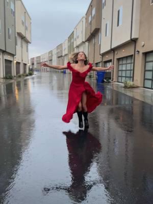 When it rains in LA☔️… #celinedion #rain #rainydays 