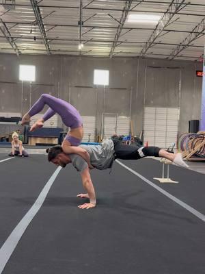 @jackcatherton 🤩 #counterbalance  #planche #acro 