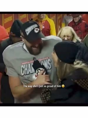 Taylor and Travis♥️ #taylorswift #tayvis #traviskelce87 #afcchampionship #kcchiefs #chiefskingdom #chiefsvsbills #taylorswifttraviskelce #traviskelcetaylorswift #sueprbowl #ttpd #sohighschool #foryou #fyp 