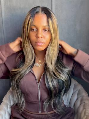 @Cleshe Hair Beyoncé-Inspired Balayage Straight  Highlights Colored Human Hair 7x5 Lace Frontal Wig 😍😍 . #cleshewig #straightwiginstall #wiginstall #straightwig #wiginfluencer #wiginstall #wigtutorial #middlepart #bussdown #gluelesswig #humanhair  #silkpress #softbabyhair #closurewig #jetblackwig #preplucked #prebleached 