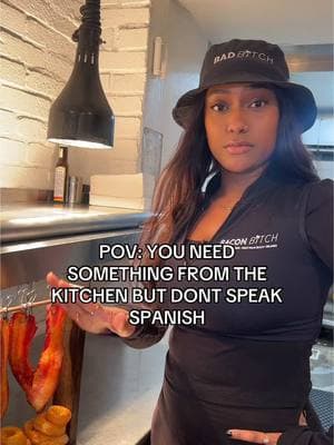 POV: You need something from the kitchen, but your Spanish is más o menos 🫠  #BaconBitch #BilingualBrunch #BestBrunchMiami #BrunchInMiami #MiamiEats #MiamiFoodies #MiamiRestaurants #MiamiFoodGuide #ThingsToDoInMiami #WhatToDoInMiami #VisitMiami #FoodiesInMiami #MiamiLife #MiamiFlorida #weekendinmiamivlog 