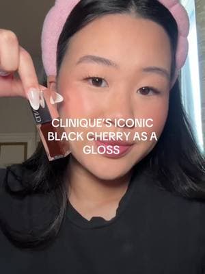 The most universally flattering shade on everyone has to be black honey right? @Clinque #blackcherry #clinique #lipgloss #lipoil #liptreatmentbalm #cheektint 