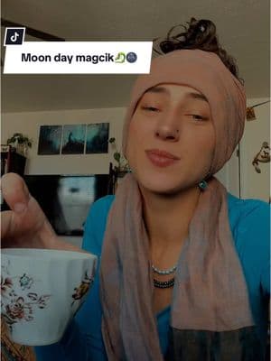 Reminder I offer all types of readings even custom combos w dragon art 🐉💫 #moon #lunarwitch #dragonwitch #dragontok #dragons #dragonguide #dragonreading 