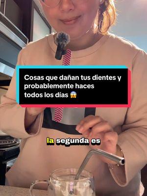 Cosas que hacemos todos los días y dañan nuestros dientes sin darnos cuenta! 🦷✨ ¿Cuál de estas no sabías? Cuida tu sonrisa, porque no hay repuestos. 😅 #SaludOral #HigieneDental #CuidaTusDientes #Odontología #TipsDentales 