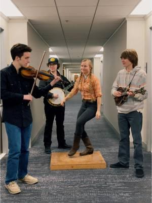 Three pickers hanging out at SPBGMA, pickin’ Katy Hill with Hillary Klug’s buck dancing—loads of fun keeping Appalachian traditions alive 🪕👣🎻 @Wyatt Ellis on mandolin!  Noah Goebel on fiddle! Gibson Davis on banjo!  @SPBGMA  #bluegrass #mandolin #banjo #fiddle #wyattellis #hillaryklug #buckdance #flatfoot #clogging #katyhill #threepickers #spbgma