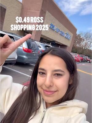 Ross $0.49 sale 💙  . . #ross49cents #rossfinds #rossdressforless #clearancehunter #clearancefinds #shopsale #couponcommunity  #couponingwithwen