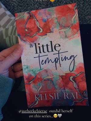 #kelsieraeauthor #thelittlethings #BookTok #books #reading 