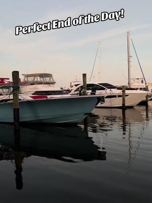 The perfect way to end a busy day: sunset by the marina. 🌅⚓️ #SunsetVibes #MarinaMagic #EndOfDay #OceanViews #Tranquility #CoastalLife #miami #saopaulo #paravocê #paravoce #parati #fyp 