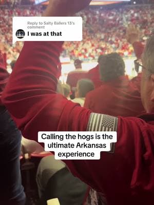 Replying to @Salty Ballers 13 Brings us all together 👏👏 #northwestarkansas #arkansas #arkansascheck #budwaltonarena #razorbacksbasketball #arkansasrazorbacks #hogcall #callingthehogs 