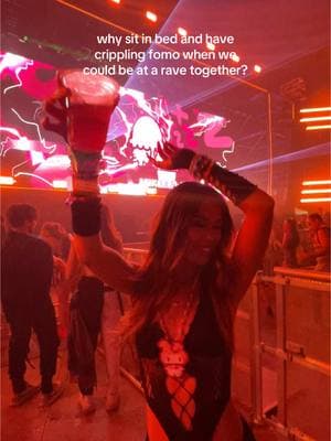 GET UR SKYLINE 🎟️ IN MY BIO 🔗!! #ravetok #ravegirl #edmtiktok #skylinela 