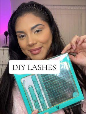 OBSESSED WITH THESE🤩🎀 I’m wearing style “babydoll”@VAVALASH #diylashextensions #diylashes #lashtutorial #cateyes #fyp #trending #easylashes 