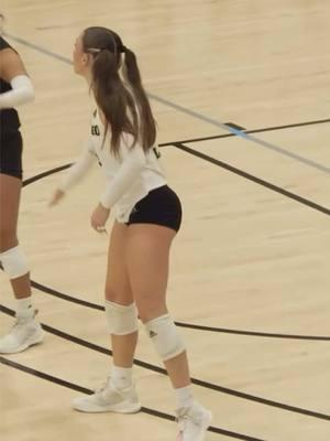 Hey!! I feel like I haven’t introduced myself in awhile! IM MOLLY nice to meet you :) #volleyball #trending #pigtails #pigtailshair #athlete #outsidehitter #clubvolleyball #Soccer #ncaa #d2 #d1volleyball #gaspy 