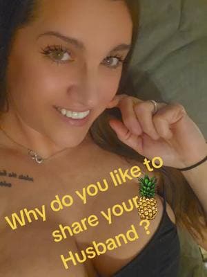 #sharingiscaring #upsidedownpineapple #bisexual #ourgirlfriend