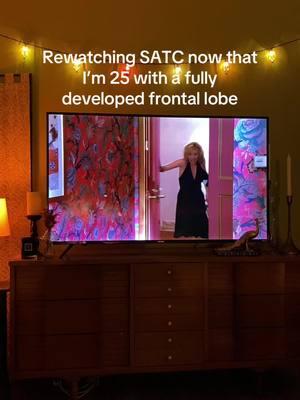 It’s like watching it for the first time with a brand new set of eyes 😦 #psychology #datingtiktok #MentalHealth #graduatestudent #frontallobe #25years #satc #satctiktok 