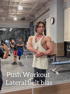 first real push day of 2025.  I had taken most of December and the first 2 weeks of January to heal some nagging injuries and make sure I was 💯 percent going into 2025. The most valuable tool is life is to know when to push, and when to back off.  Push Workout (lateral delt bias)  1. Incline Hammer press  2. Iso Lateral Hammer press  3. Cable fly  4. Hammer strength lateral raise  5. DB lateral raise  6. Rope push down  I did two working sets for each exercise. The rep ranges varied but were between 6 to 15 across the board for the workout.  My Supplements 👇🏻 Code ITSLAWRENCEMURPHY  @Evogen  My Gym Gear 👇🏻 @official.gasp  #pushworkout #bodybuildinglifestyle #gymworkouts #evogenelite #officialbetterbodies #officialgasp