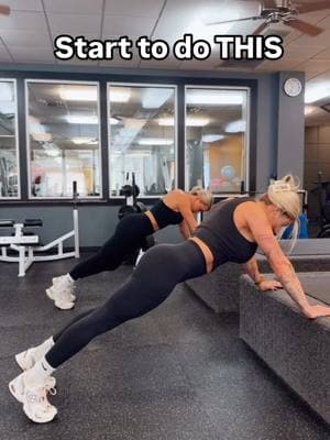 Level up your plank with this full-body burner 🔥 targets your obliques, abs, shoulders, and even your glutes💪🎯 #core #coreworkout #plank #abs #obliques #gymgirlsoftiktok #training #shoulders #burner #glutes #getfit #bodyweight #fyp 