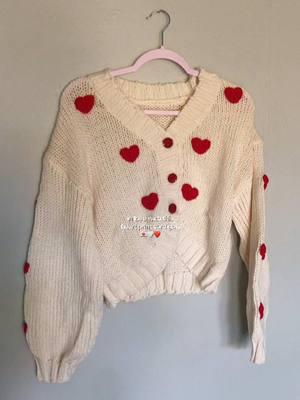 so adorable 💌 ❤️ 🤍 #heartprintcardigan #cardigan #heartprintsweater #womenscardigan #cute #ValentinesDay #valentines #fashion #fashiontiktok #womensfashion #ttshopdeals #ttshopfinds #trending #tiktok #TikTokShop #fyp #ad #foryou #foryoupage #fypシ #fypage #fypシ゚viral #fyppppppppppppppppppppppp #parati 