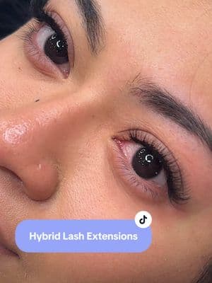 Send this to someone who is ready to ditch the eye makeup for lash extensions 💫  #hybridlashes #hybridlashextensions #nyclashes #nyclashtech #nyclashextensions #nyc #nycbeauty #classpass #classpassnyc 