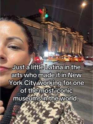 Happiness. #museumtok #latinainmuseums #latinastiktok #arthistory #museumstudies #museums #museumlife #artworld #hijadeimmigrantes #latinagrad #latinidad #hopecore #latinasbelike #metmuseum 