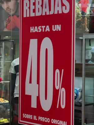 . 🚫🚫🚫40% de DESCUENTO 🚫🚫🚫 todo el mes de Enero…  Visitamos en @cc_palmacenter  C.C. Palma Center  La Victoria Venezuela 🇻🇪 Aprovecha el súper descuento que tenemos vente esperamos en @rodasportca  *Somos tienda física  *💯% Originales * Precios Solicítalos por nuestro WhatsApp  📲 +58 4142940423  📲 +58 4121389128  🚫 NO vendemos copias,  ni nada parecido ❌❌❌ #rodasport #rodasportca #100%originales  #nike #adidas #reebok #puma #asics #descuentos #ofertas #remate 