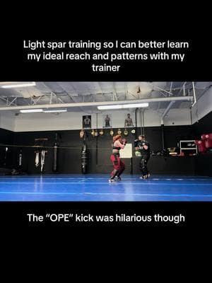 Light spar training so I can better learn my ideal reach and patterns with my trainer #mma #kickboxing #combatsports #training #autumnivy #fitness #fit #musclemommy #fighting 