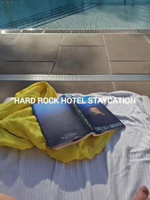 day 2 of our little staycation at the hard rock hotel in Tampa definitely more relaxed vibes for sure and I got so much of my book read! #hardrock #hardrockcafe #hardrocktampa #tampa #hardrockhotel #staycation #pool #vacation #staycationvlog #Vlog #ditl #dayinthelife #myday #vacationvlog #habitsonvacation #motivation #gym #reading 