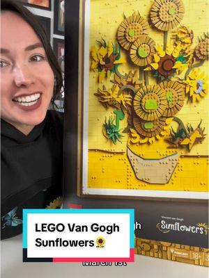 LEGO Art Van Gogh Sunflowers 🌻 I seriously cannot believe this is a LEGO set! This was the LEGO set at Fan Media Days 2024 that made me lose my mind #fyp thanks @LEGO for sending these over to me for review!  Sunflowers 2,615 pieces $199.99 USD Available March 1st  #fanmediadays24 #rlfm #legosunflowers 