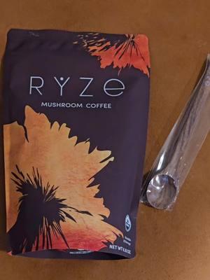 #ryze #mushroomcoffee #ryzemushroomcoffee #coffee #coffeelover #coffeelovers #instantcoffee #mushroom #mushrooms #coffeedrinker #coffeedrinkers #lionsmane #cordecypes #shiitake #shiitakemushrooms #turkeytails #kingtrumpet #reishi 