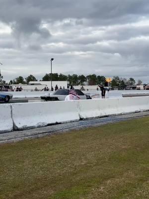 Fast & Loud😍😮‍💨🤌🏻 #trackdays #racetruck #dragstrip #racing #floridacheck #floridalife #fastcars 