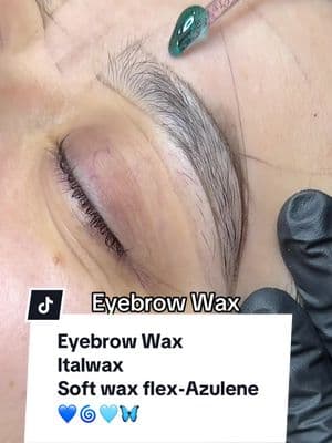 #eyebrowwax  #italwax #browwax #brows #diseñodecejas #hardwax #wax  #lasvegasesthetician #italwaxazulene #italwaxsoftwax #azulene  #cegas #lasvegasbrowwax  #CapCut 