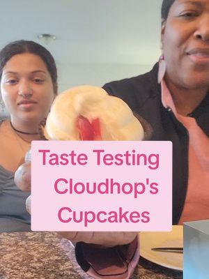 Cloudhop just recently opened in the Waterford Lakes Town Center.  They sell cupcakes, cookes and milkshakes. #orlandofood #orlandoeats #orlandofoodie #orlandodesserts #orlandodessert #CapCut 