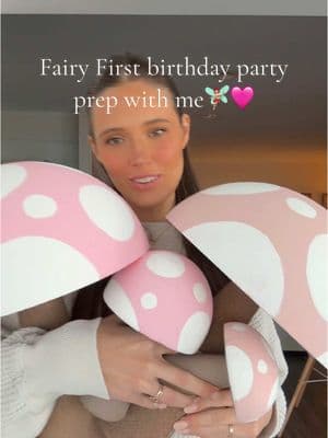 I’m so excited i can’t wait🧚🏼‍♀️🩷🥳 #firstbirthday #fairyfirstbirthday #oneyearago #sahm #firsttimemom 