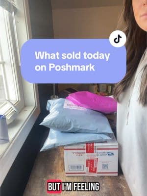 Here’s what sold on Poshmark as a full time reseller #fyp #reseller #SmallBusiness #allthingsresell #anotherdayattheoffice #resellingtips #reselling101 #packingorders #packwithme 