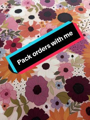 Come pack some pen orders with me! #customglitterpens #customglitterpen #cowprintglitterpen #cowprintpen #packorderswithme #abroseandco 