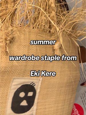 finally got my hands on what will absolutely be a summer wardrobe staple from @Eki_kere 😍 #ekikere #raffia #nigeriafashion #nigerianfashion #raffiastraw 