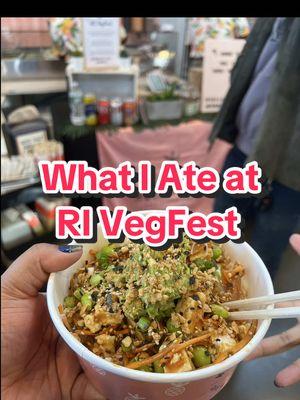 VegFest is coming up this weekend! I tried so hard to try everything last year but that might be an impossible task 🤔 I'm gonna keep trying until I do it 🤭 #vegan #veganfood #vegfest #rhodeisland #eastcoast #rhodeislandfood #rhodeislandrestaurants #newengland 