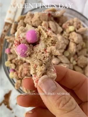 what if I told you this Valentine’s Day snack is sweet, satisfying, AND packed with protein? 💖🍫 snag this recipe—and more festive ideas for Valentine’s, St. Patrick’s, and Easter—in our brand-new Spring Holidays Recipe Ebook! 👉🏻 link in my profile bio #puppychowrecipe #healthysnacksrecipes #highproteinrecipes #highproteinsnacks #homemadesnacks #foryoupage #valentinesdaytreats #ValentinesDay 