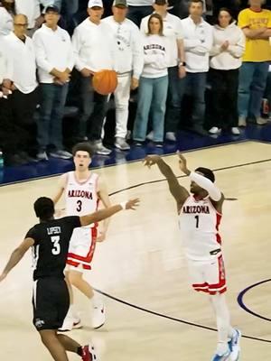 The drama we didn't know we needed! BEYOND HALF-COURT shot to force OT from #ArizonaMBB 🤌 #ncaa #arizona #mbb #MarchMadness #buzzerbeater 🎥 Arizona Athletics  