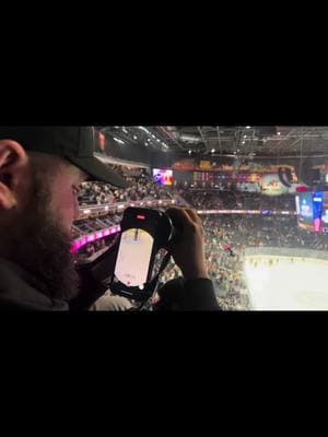 Using the sig Sauer stabalized binos + Phone Skope @ Golden Knights game!  So sick!!!  @Knight #phoneskope #hockey #goldenknights #NHL #NHLFaceOff #nhlovertime 