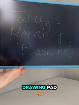 today’s morning basket: a large scale drawing pad! 🥳🎨✍🏻 #toddlermom #drawingpad #toddleractivities #twintoddlers #twinmom #toddleractivitiesathome #morningbasket #sahm #screenfreeplay #screenfreetoddleractivities 