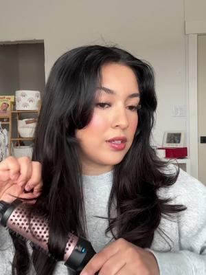 Day 3 hair routine | At home blowout 💫🥐 @Olaplex @wavytalkofficial @Tangle Teezer #olaplex #wavytalk #tangleteezer #blowout #athomeblowout #day3hair #daythreehair #hairrefresh #hairstyle #longlayers #naturalhaircolor #brunette #blowoutstyles #longlayerhaircut 